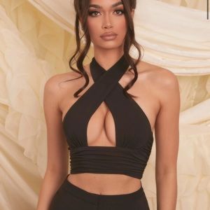 NWT Self Made Cut Out Cross Neck Crop Top in Black